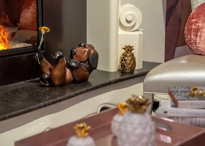 Staypineapple, An Artful Hotel, Midtown New York